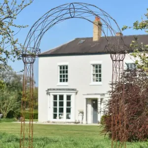 Limited Offer 'Alauna' Natural Lacquer Rose Arch